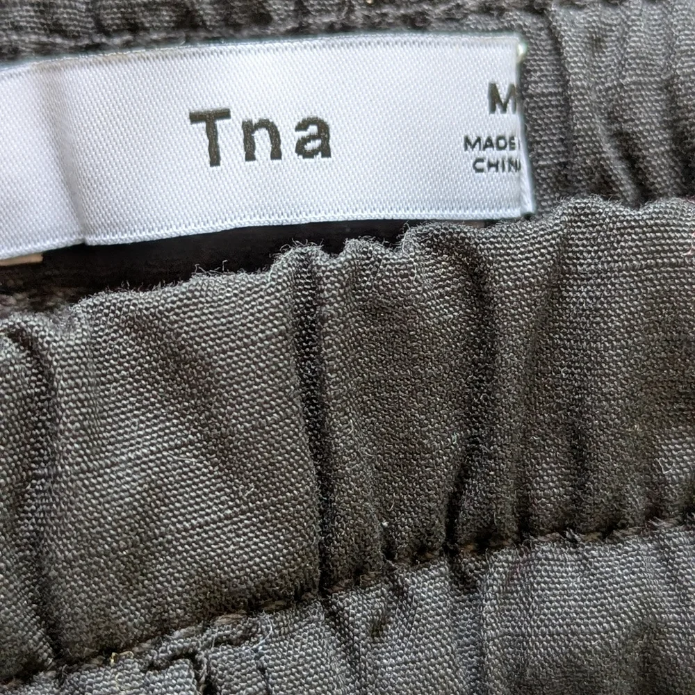Aritzia‎ TNA Alix Jogger Pants | Black Sz M NWT | Relaxed Utility Street Style - Picture 7 of 9